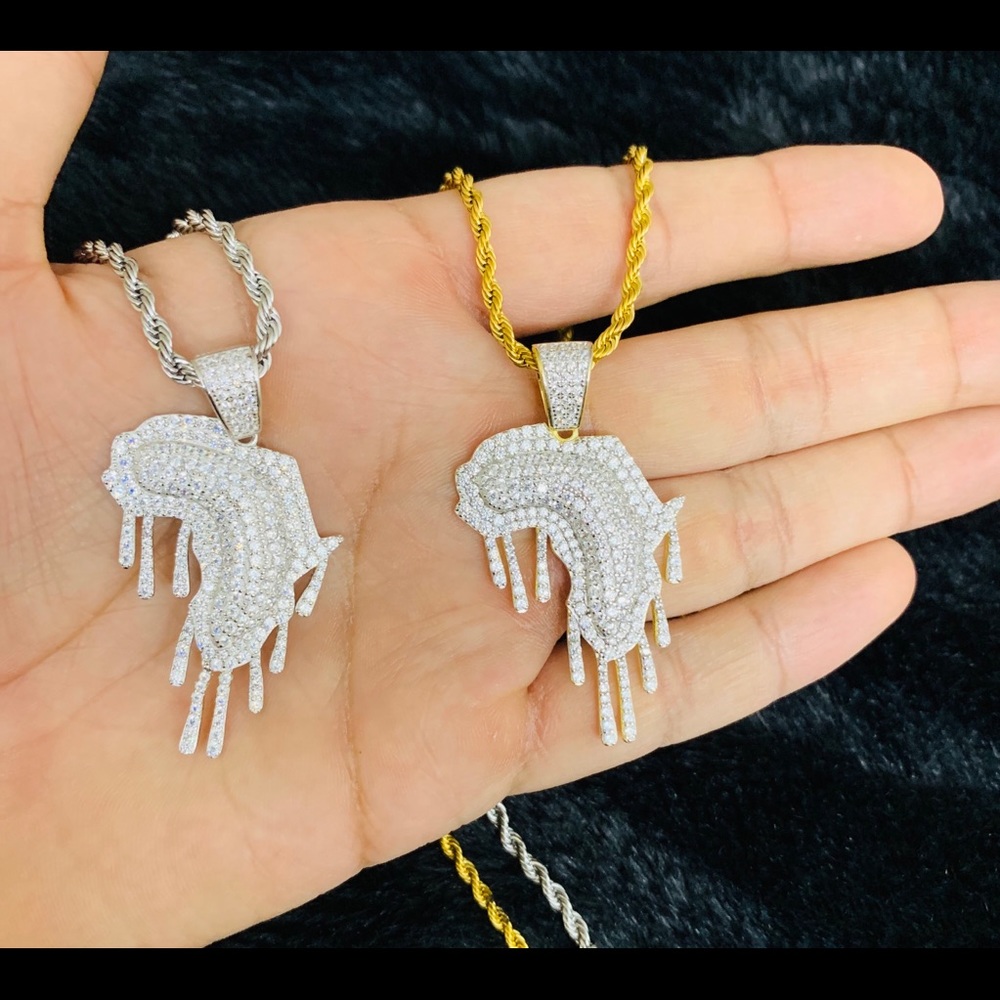 925 Sterling Silver Africa Dripping Pendant wChain